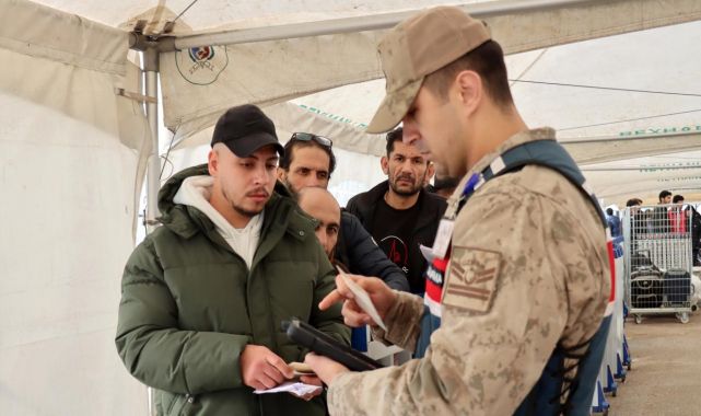 Suriyeliler vatanlarına dönüyor