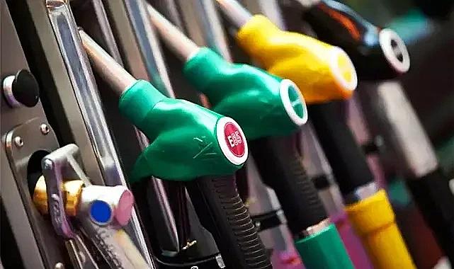 Akaryakıta Rekor Zam: Motorin ve Benzin Fiyatları Uçuşa Geçiyor
