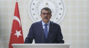 Bakan Tekin'den yarıyıl tatili önerileri