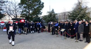 Bingöl'de vefat eden polis memuru için cenaze töreni düzenlendi