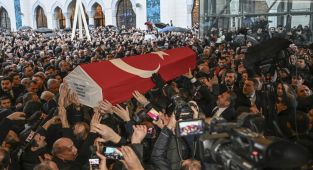 Ferdi Tayfur son yolcuğuna uğurlandı