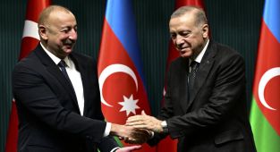 İlham Aliyev: Türkiye'nin çıkarına olanlar bizim de çıkarımızadır