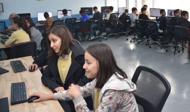 Yapay zeka destekli MEBİ platformundan 700 bini aşkın öğrenci faydalandı