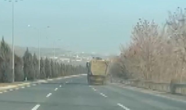 Yerinden çıkan tekerin karşı yöne geçmesini engelledi: O anlar kamerada