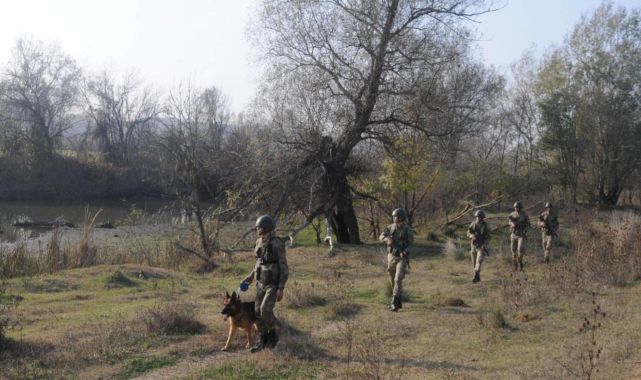 Yunanistan'a kaçmak isteyen 3 terörist yakalandı