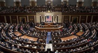 ABD Kongresindeki 145 Demokrat Trump'a Gazze açıklamalarını geri çekme çağrısı yaptı