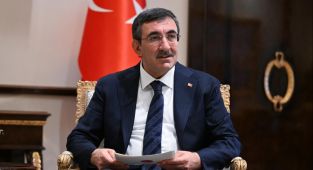Cevdet Yılmaz: TL'ye güven arttıkça rezervlerimiz rekor üzerine rekor kırıyor