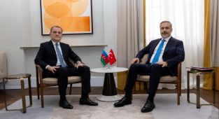 Dışişleri Bakanı Fidan, Bosna Hersekli ve Azerbaycanlı mevkidaşları ile görüştü