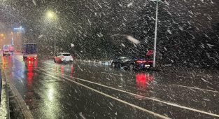İstanbul Valisi Gül uyardı: Zorunlu olmadıkça trafiğe çıkmayın
