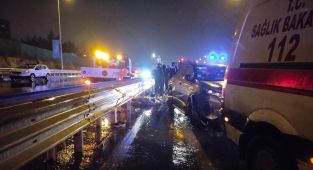 İstanbul'da zincirleme kaza: 1 ölü, 2 yaralı