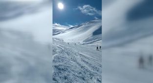 Palandöken'de kayakçılara kapalı olan alana çığ düştü
