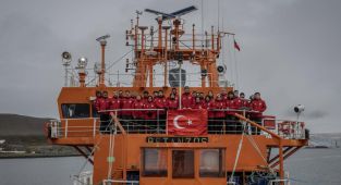 Türk bilim ekibi Beyaz Kıta'ya ulaştı
