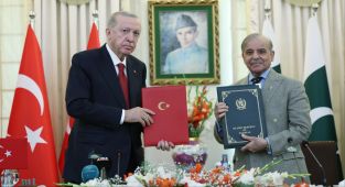 Türkiye ile Pakistan arasında 24 anlaşma imzalandı