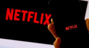 ABD'li ünlü yönetmen, Netflix'i 11 milyon dolar dolandırdığı suçlamasıyla tutuklandı