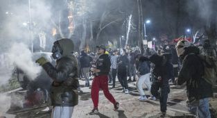 Bursa'da izinsiz gösterilere ilişkin gözaltına alınan 19 kişi tutuklandı