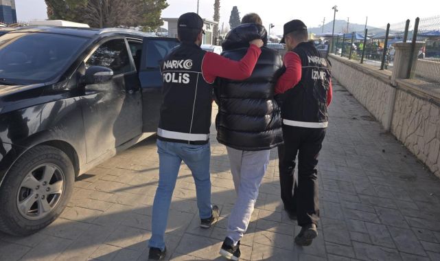 Firari hükümlü İzmir'de yakalandı