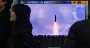 Kuzey Kore'den Japonya'ya, Kyushu Adası'na füze konuşlandırmaması uyarısı