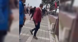 Özgür Özel'in boykot listesindeki kafeye saldırı: 4 gözaltı