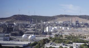 Türkiye'nin petrol ithalatı ocakta azaldı
