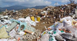 Açık alana çöp döken Bayraklı Belediyesi'ne 3,7 milyon ceza