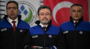 Bakan Yumaklı'dan işletmelere 'tavuk döner' uyarısı