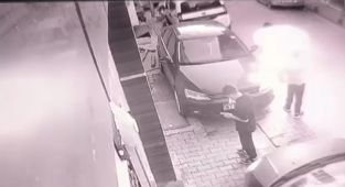 Çocuğun elinde torpil işte böyle patladı