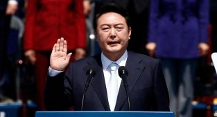 Güney Kore'de Yoon'un azlinin ardından devlet başkanlığı seçimleri 3 Haziran'da yapılacak