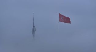 İstanbul'da sis etkili oldu