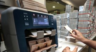 KKM bakiyelerindeki düşüş sürüyor
