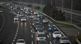 Mart'ta trafiğe 195 bin 682 aracın kaydı yapıldı