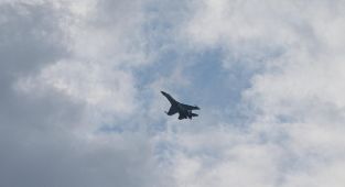 Rusya'da savaş uçağının düşmesi sonucu 1 kişi hayatını kaybetti