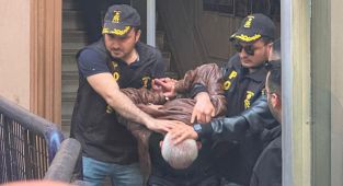 Adalet Bakanı Tunç'tan Özel'e saldıran kişiyle ilgili açıklama