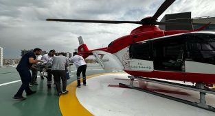 Ambulans helikopter 2 yaşındaki bebek için havalandı