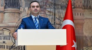Bakan Kacır: Terörsüz Türkiye ile yerel kalkınma hamlesi hızlanacak