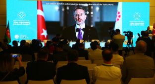 Bakü'de 'Türk Dünyasının Geleceği' paneli