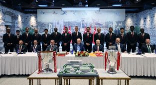 Cumhurbaşkanı Erdoğan, Galatasaray futbol takımını kabul etti