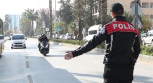 Kask takmayan 475 bin motosiklet sürücüsüne işlem yapıldı