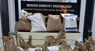 Mersin'de 812 kilogram sentetik toz ecza maddesi ele geçirildi