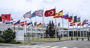 NATO Dışişleri Bakanları Antalya'da bir araya gelecek