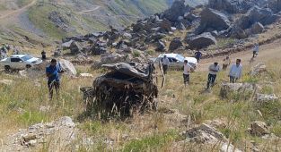 Batman'da bilirkişi ekibini taşıyan araç şarampole yuvarlandı: 5 ölü