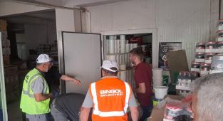 Bingöl'de, etiketsiz ve tarihi geçmiş ürünler için 126 bin lira ceza kesildi