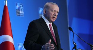 Cumhurbaşkanı Erdoğan'dan Lahey'de dipomasi trafiği