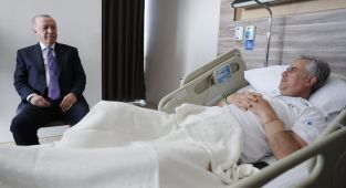 Cumhurbaşkanı Erdoğan'dan, Yalçın'a geçmiş olsun ziyareti
