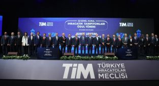 İhracat şampiyonları ödüllendirildi
