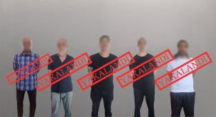 Kırmızı bültenle aranan 5 suçlu Türkiye'ye iade edildi