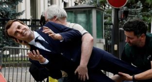 Macron'un bal mumu heykeli çalındı