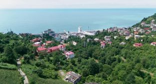 Sınır ayırsa da gönüller bir: Sarp ve Sarpi'de akrabalık ilişkileri 104 yıldır yaşatılıyor