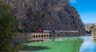 Turistik Karaelmas Ekspresi'nin ilk seferi yarın