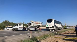 Ankara'daki trafik kazasında 2 kişi öldü, 1 kişi ağır yaralandı
