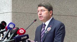 Bakan Tunç: Yapay zekada içerik sağlayıcılarının ve yer sağlayıcılarının sorumluluğu vardır